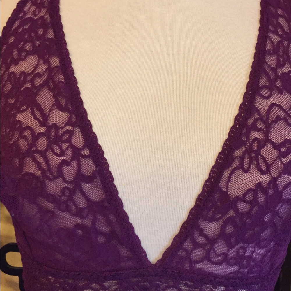 VS PURPLE TRIANGLE BRALETTE - Picture 2 of 7